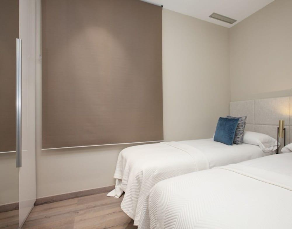 Rent Top Apartments Avenida Diagonal Барселона Экстерьер фото